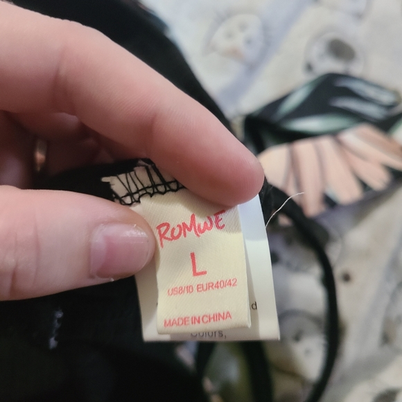 Romwe romper - Picture 2 of 2